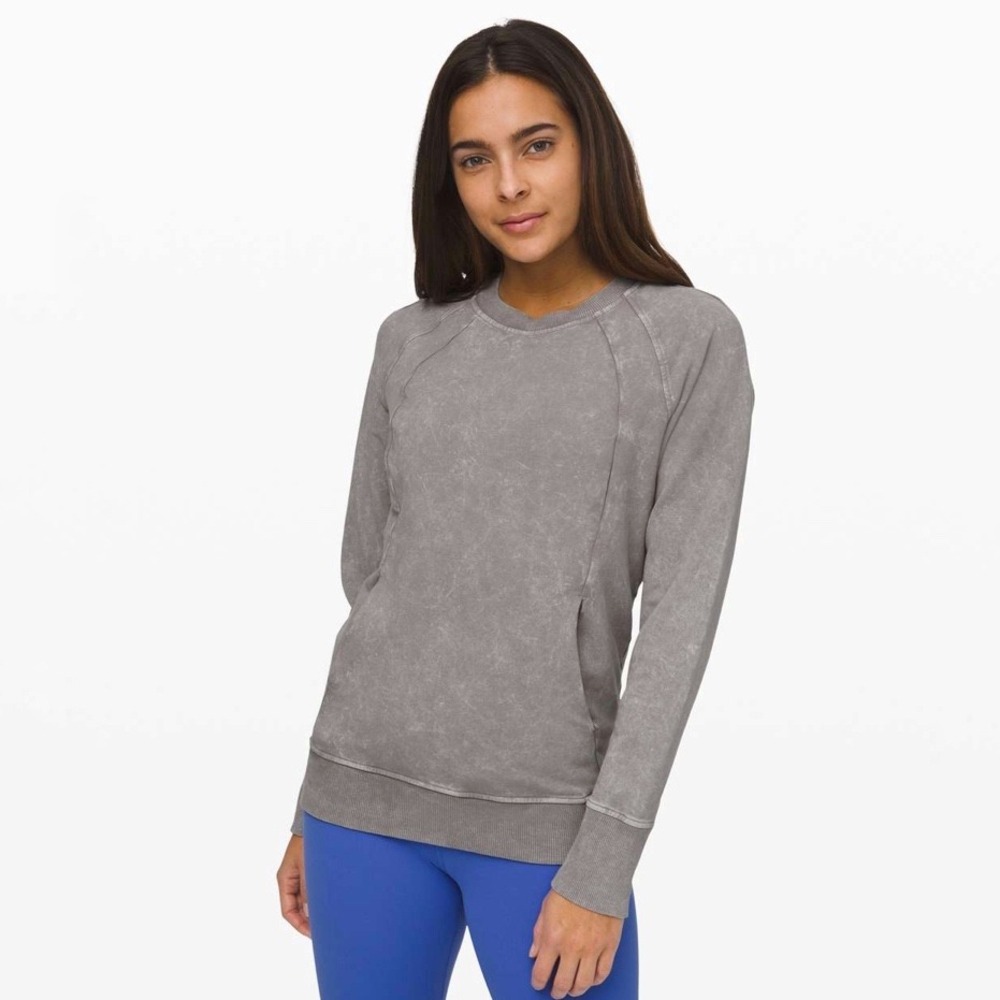 Lululemon | Scuba Crew Washed Dark Chrome Size 6